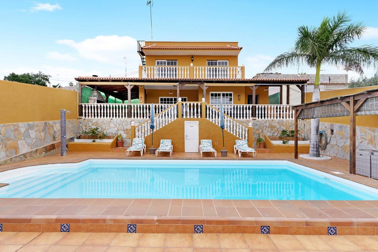Villa Christisay Салобре Екстериор снимка