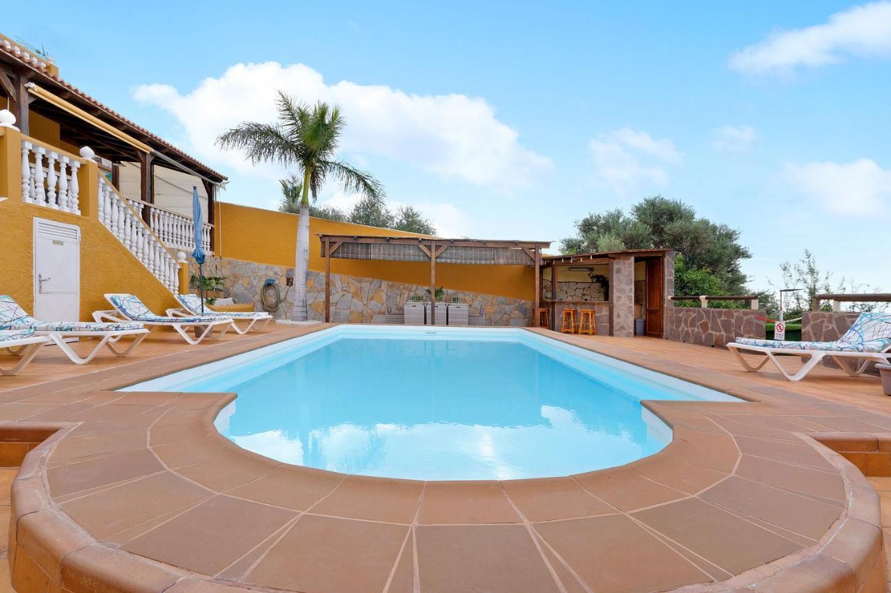 Villa Christisay Салобре Екстериор снимка